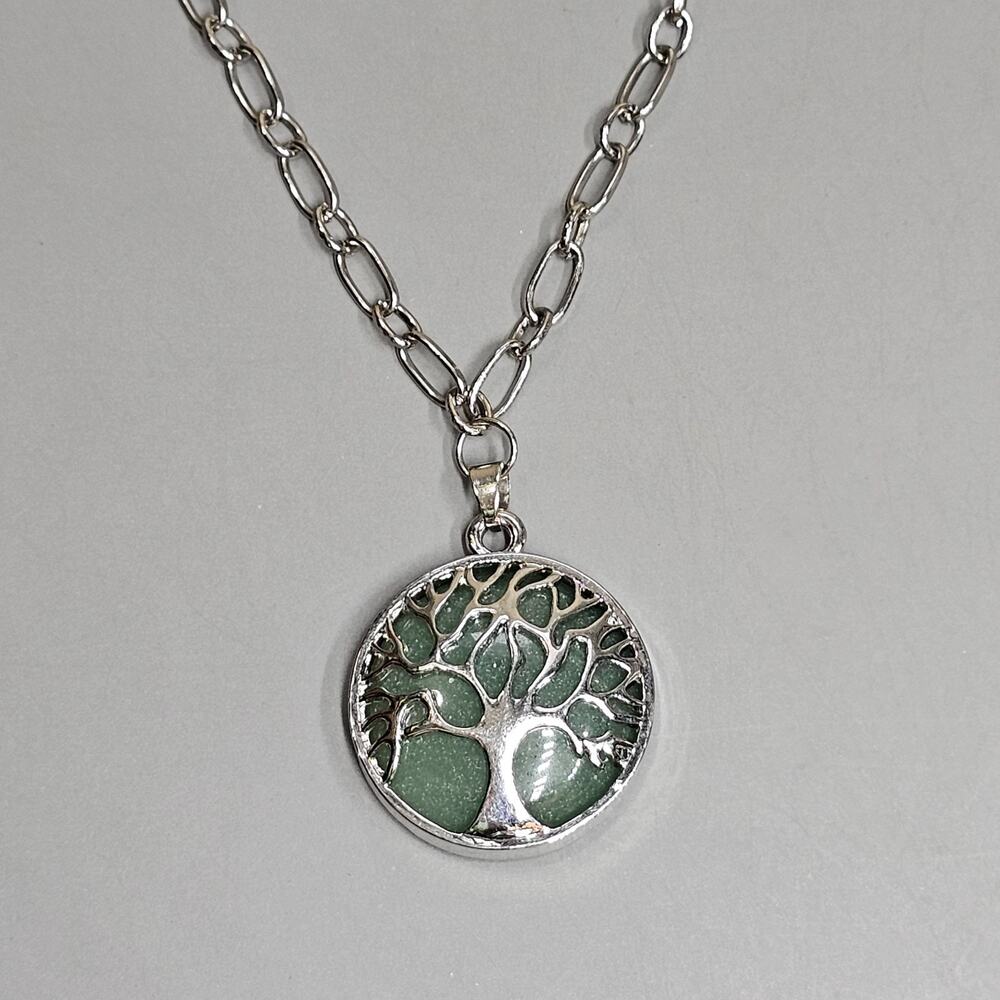 Tree of Life Green Adventurine Crystal Pendant Necklace Silvertone Chain 20.5"